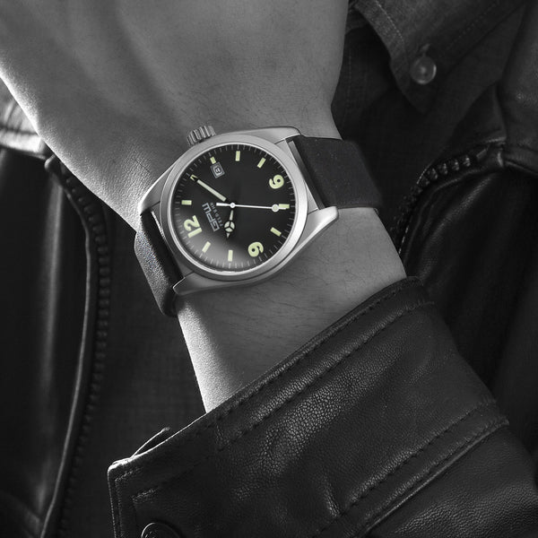 German Military Titanium Watch. GPW Fieldwatch Automatic. 200M W/R. Sapphire Crystal. Soft Black Leatherstrap.