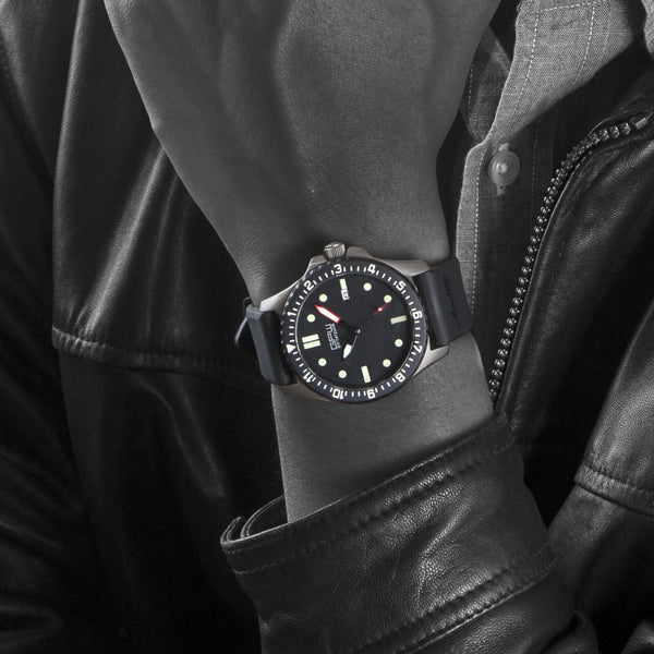 German Military Titanium Automatic Watch. GPW Date. 200M W/R. Sapphire Crystal. Black Rubber Strap.