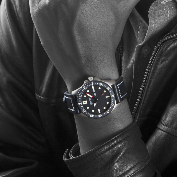 German Military Titanium Watch. GPW Day Date. Sapphire Crystal. Black Leatherstrap. 200M W/R